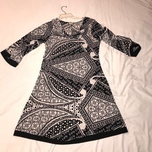 Carrie Allen white and black dress